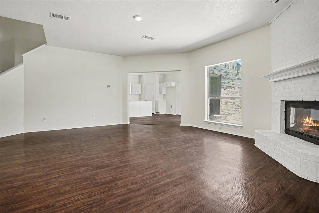 1153 Weaver Street, Cedar Hill, TX 75104