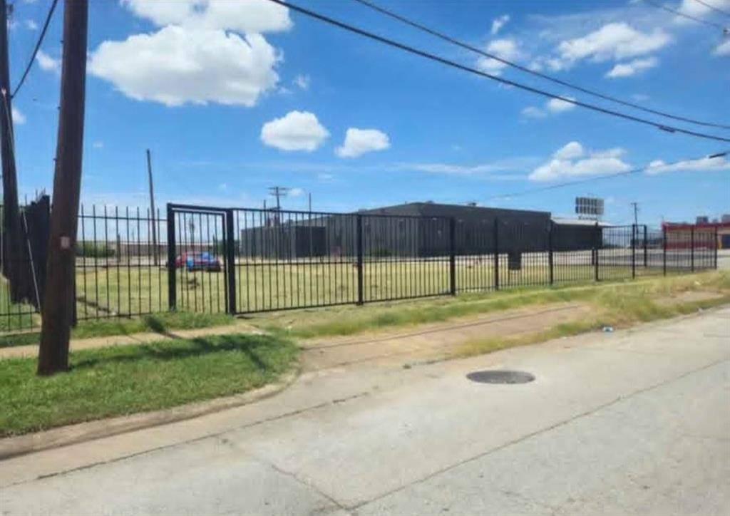 503 SW 23rd Street, Grand Prairie, TX 75051