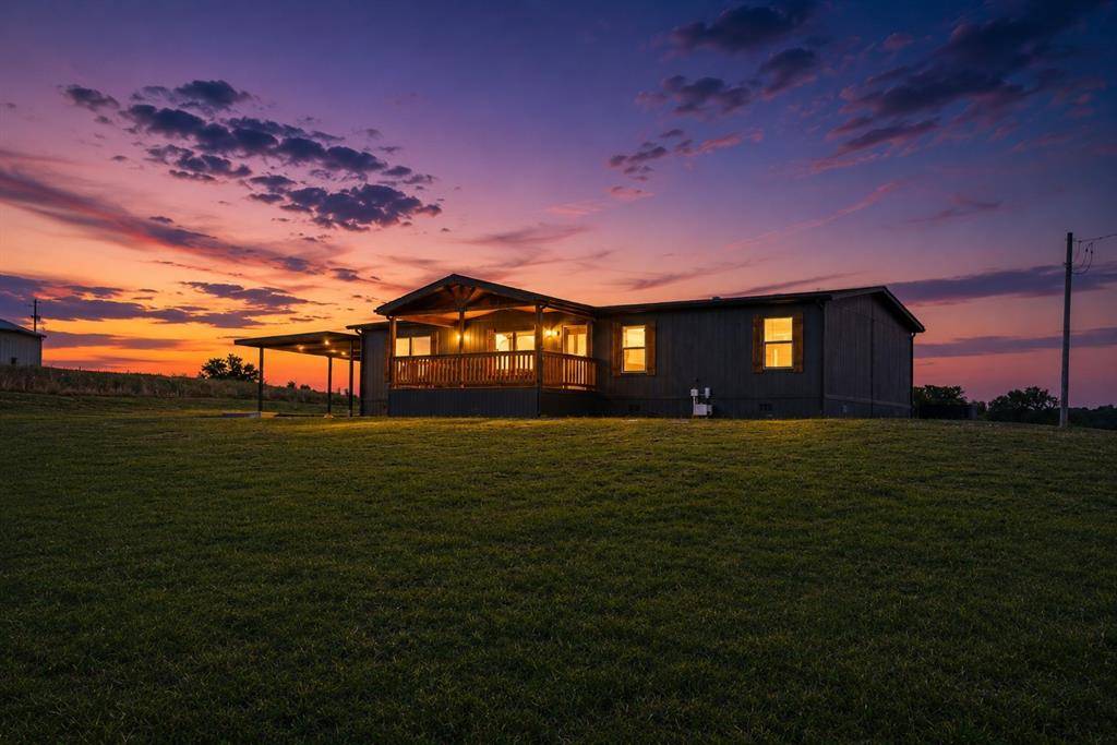 1023 Hopewell Road, Bellevue, TX 76228