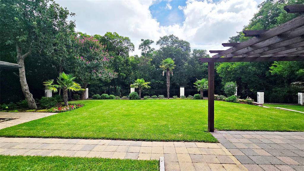 700 Crestview Lane, Seagoville, TX 75159