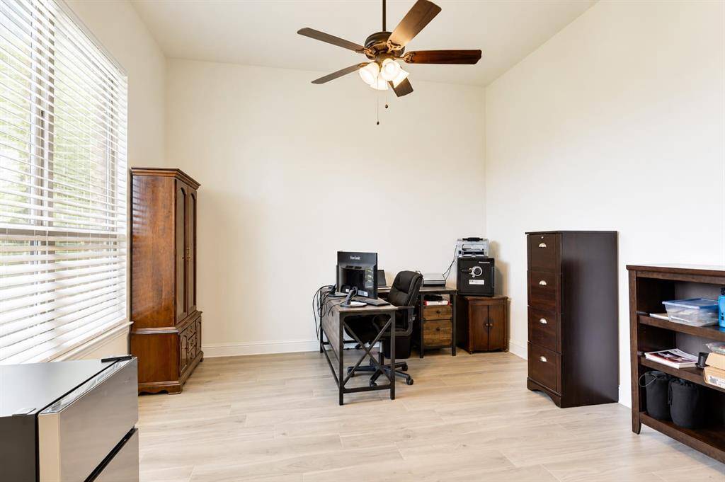 430 Solo Ridge Drive, Waxahachie, TX 75167