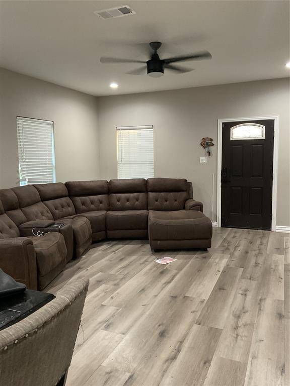 6342 Teague Drive, Dallas, TX 75241