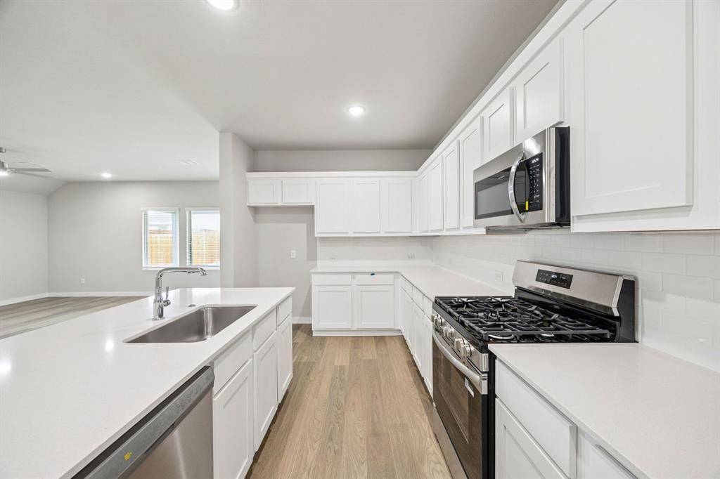 1500 Wild Plum Way, Alvarado, TX 76009