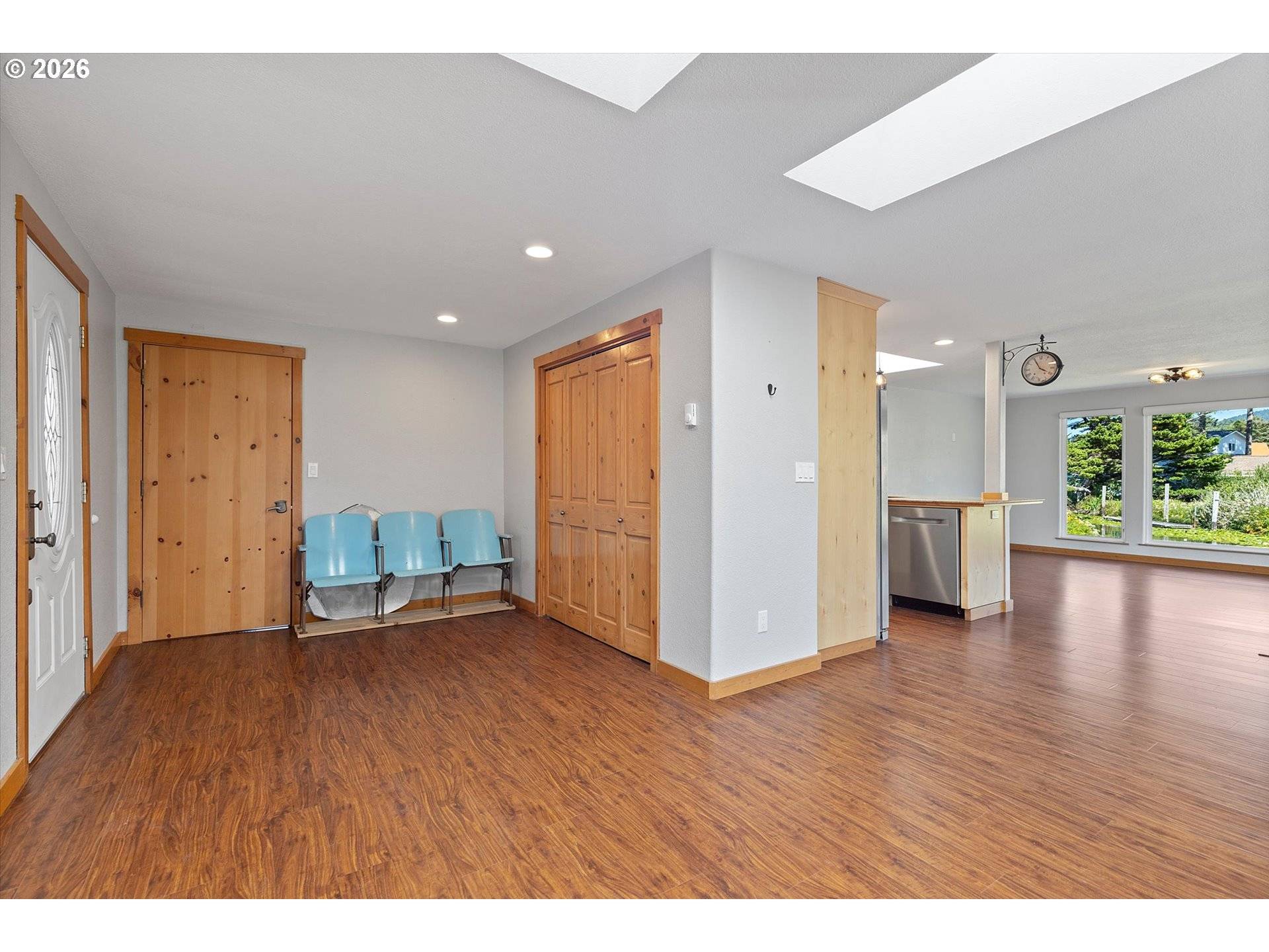 1224 SE 1ST ST, Lincoln City, OR 97367
