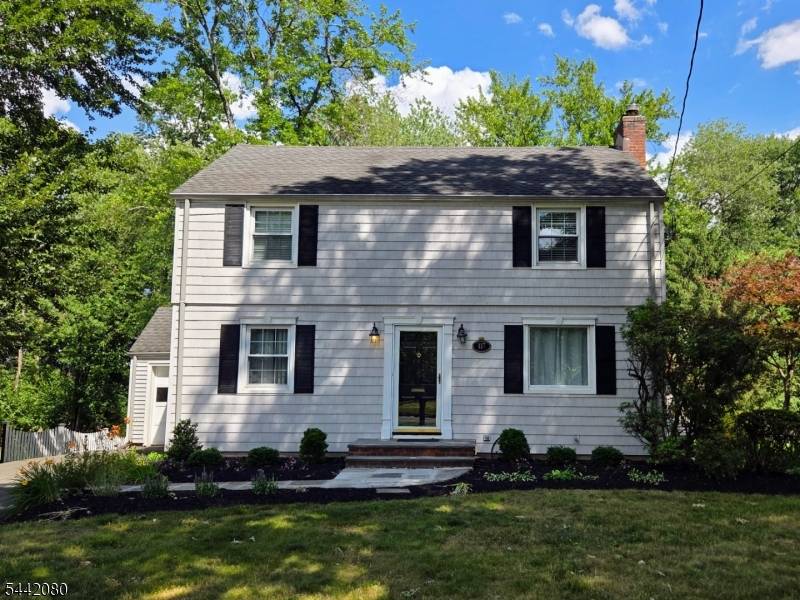 137 Passaic Ave, Summit City, NJ 07901