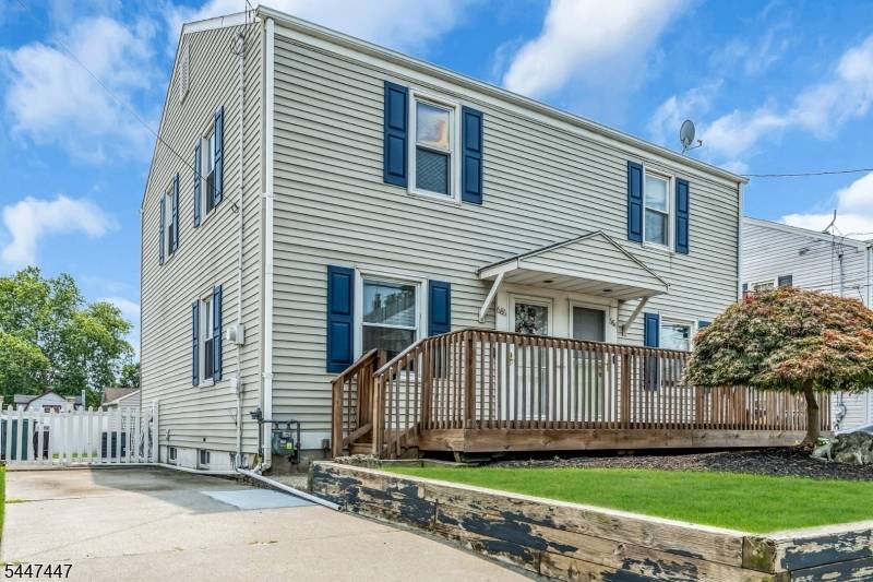686 Colgate Ave, Perth Amboy City, NJ 08861