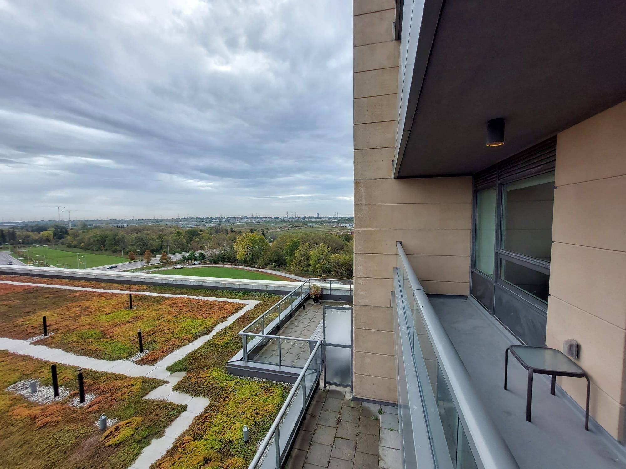 18 Uptown DR #1103, Markham, ON L3R 5M5