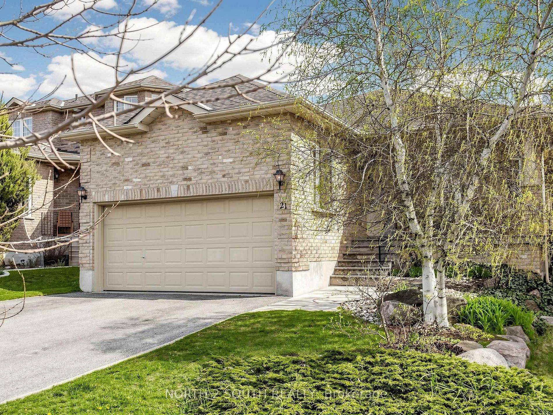 21 Black Ash TRL, Barrie, ON L4N 3K2
