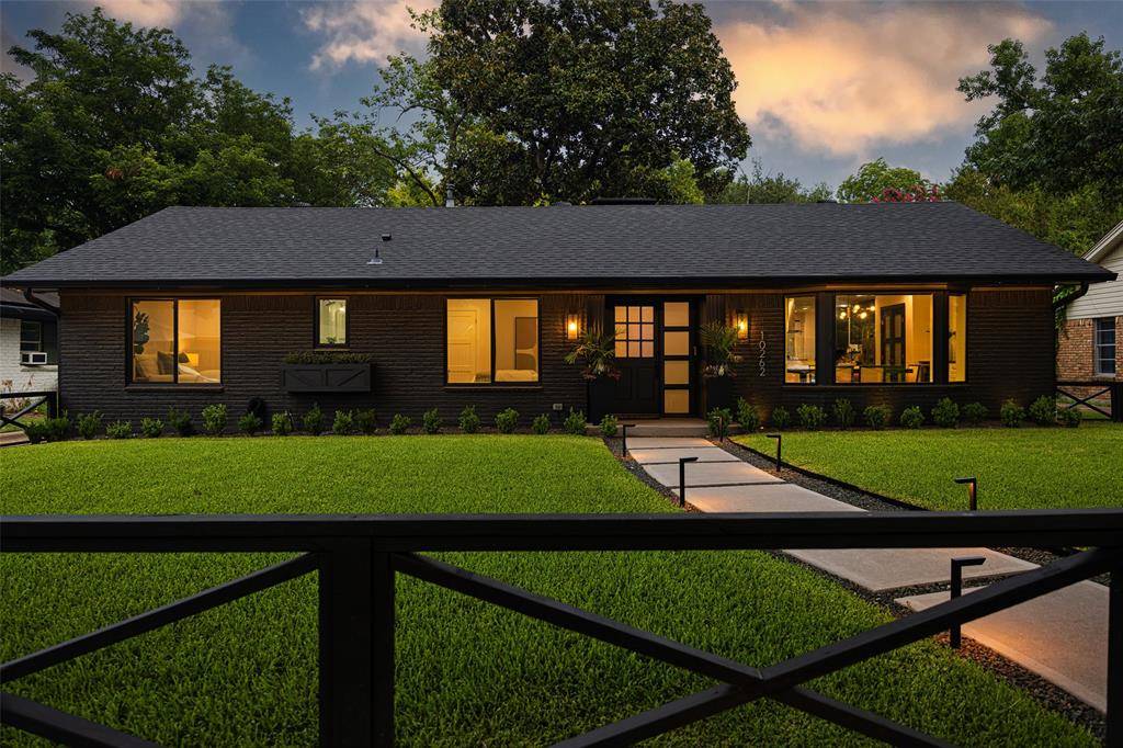 10262 Vinemont Street, Dallas, TX 75218