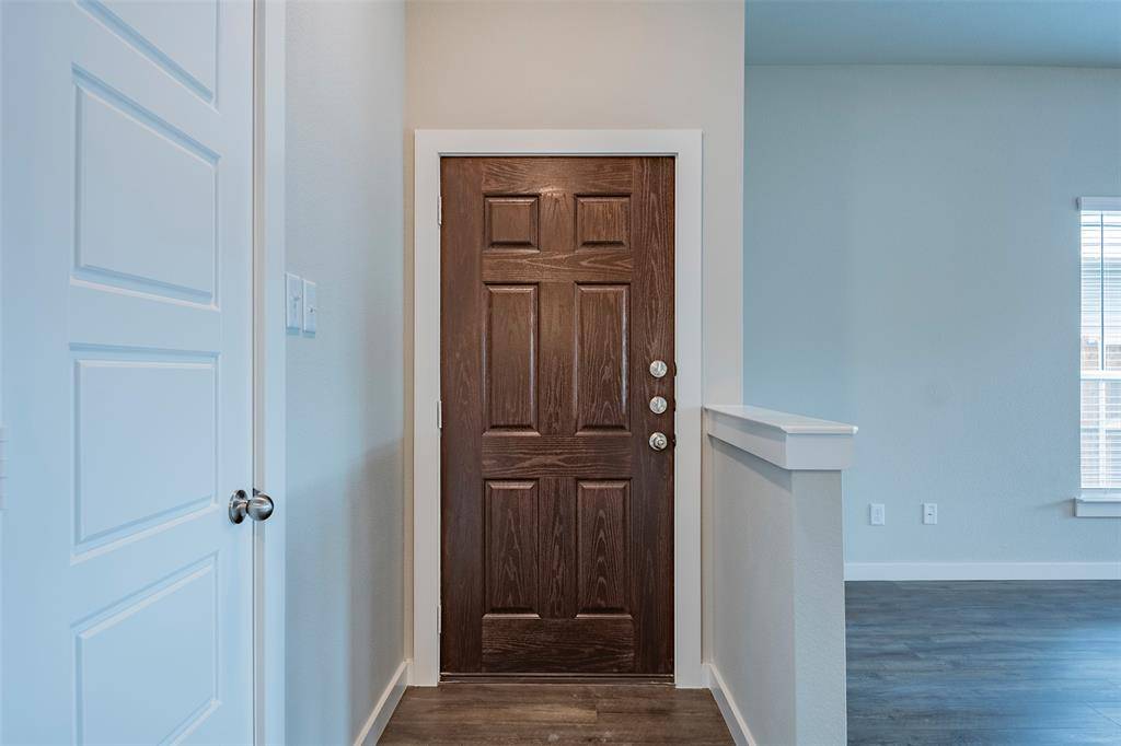 644 Wheatfield Drive, Venus, TX 76084