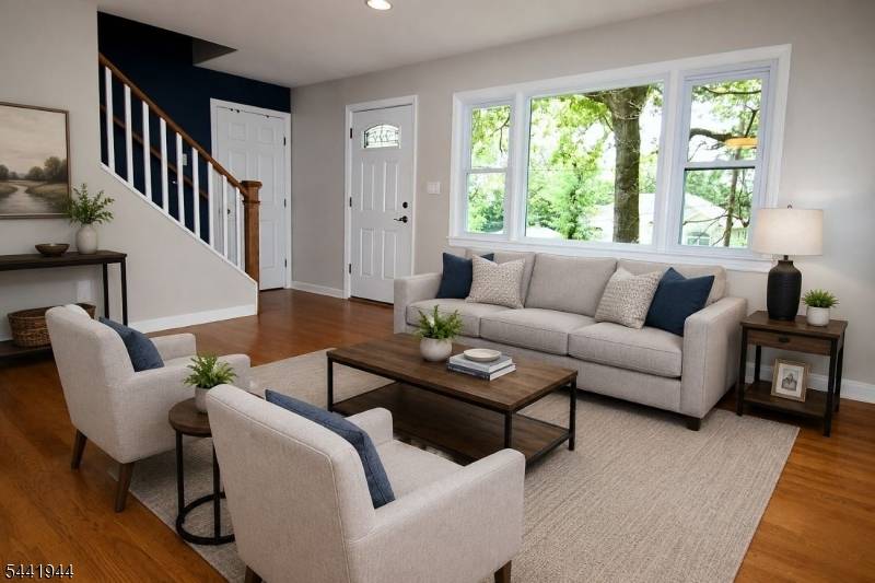 73 Oneida Ave, Oakland Boro, NJ 07436