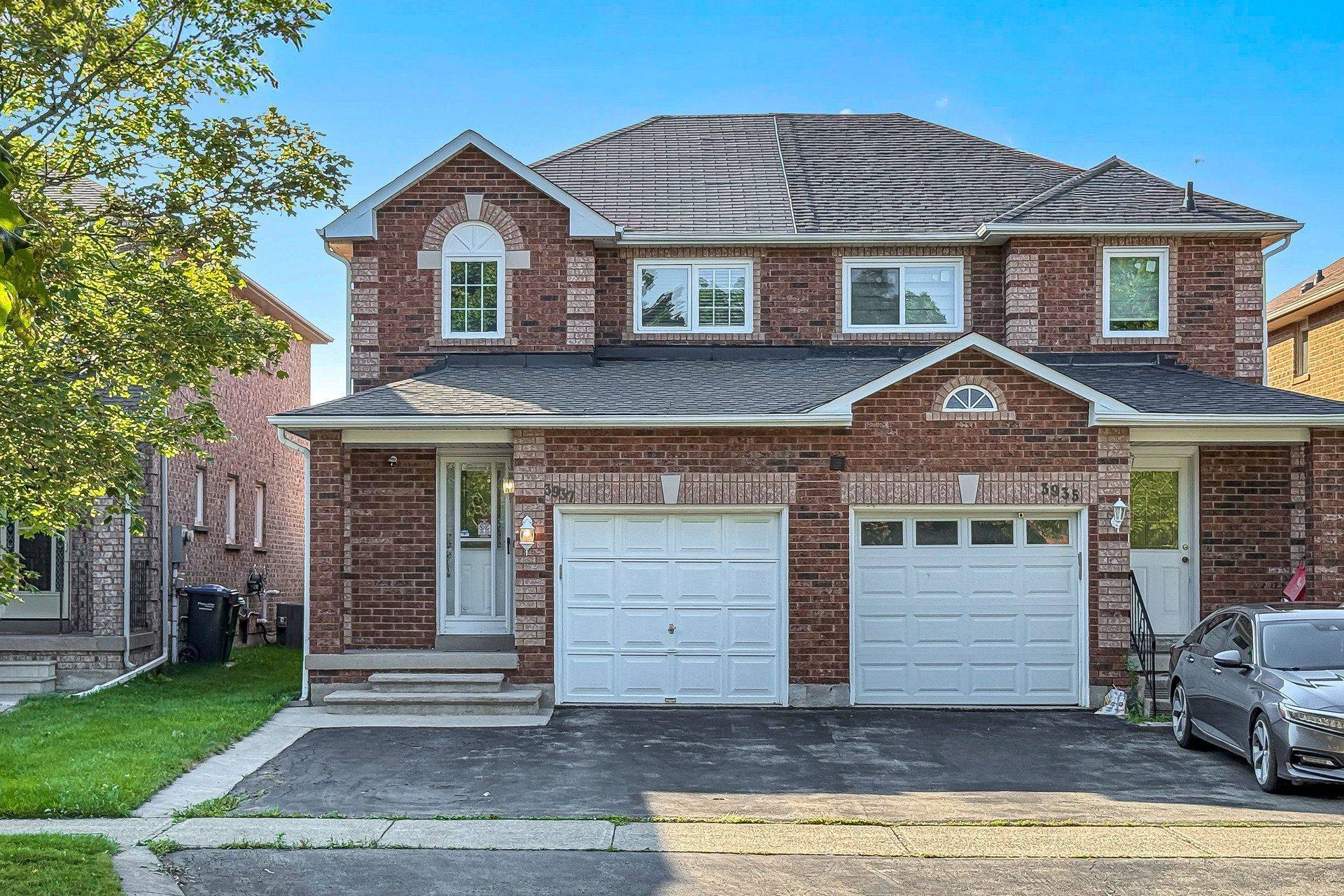 3937 Stoneham WAY, Mississauga, ON L5N 6Y6
