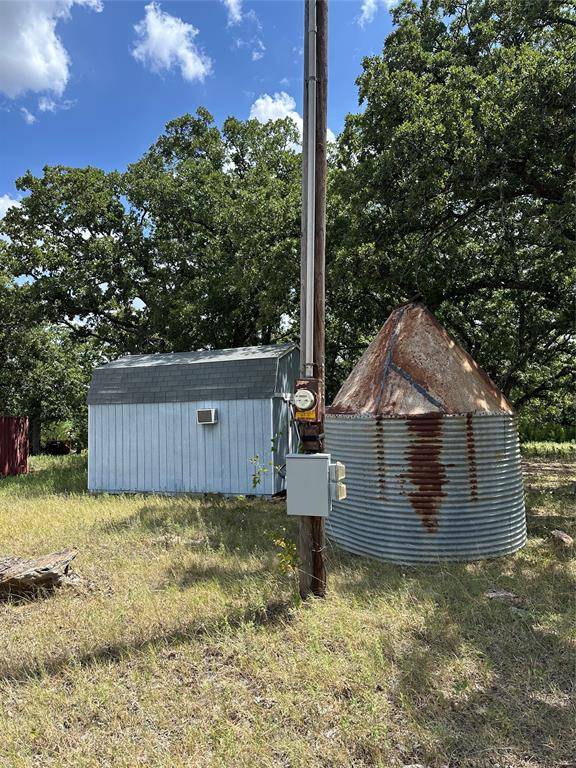 Tract 3 Well Service Road, Bowie, TX 76230