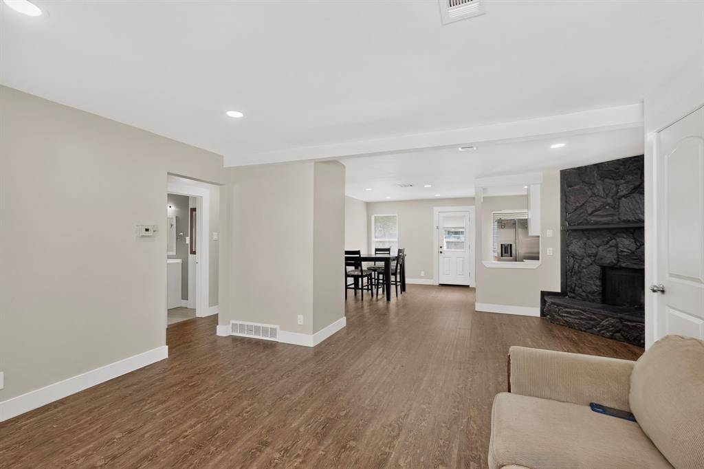 2310 Costa Mesa Drive, Dallas, TX 75228