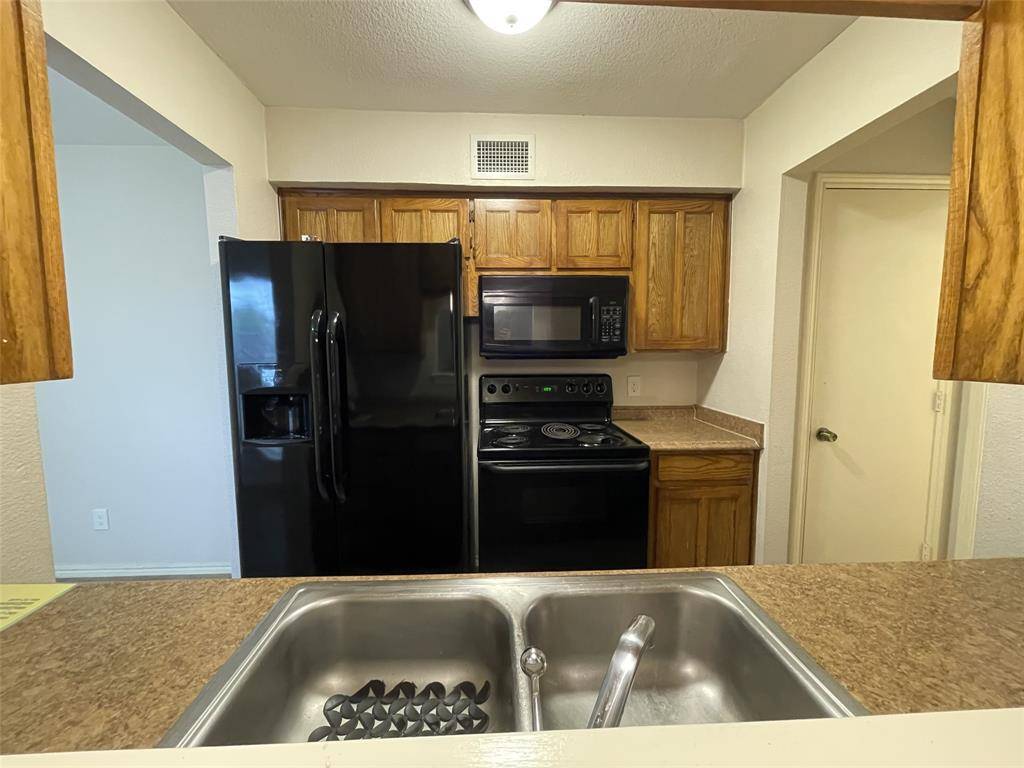 5516 Lewis Court #D, North Richland Hills, TX 76180
