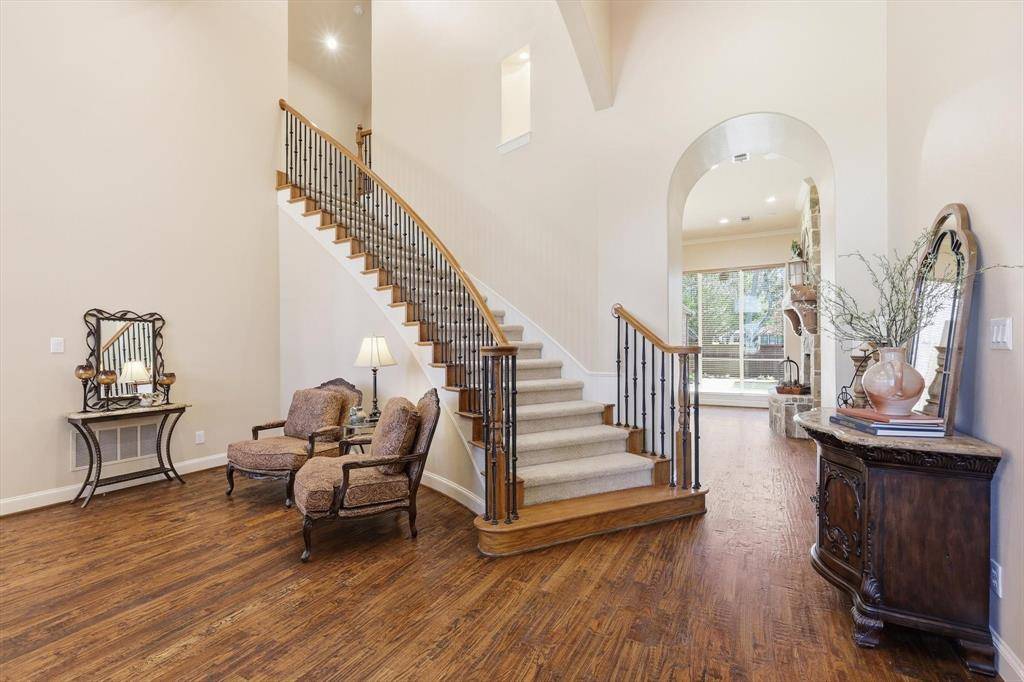 4629 Manor Way, Flower Mound, TX 75028