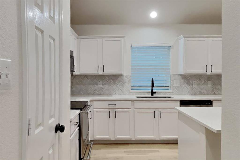 405 Hackberry Drive, Fate, TX 75087
