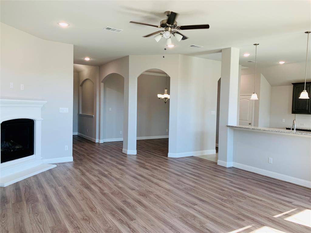 325 Delaford Drive, Forney, TX 75126