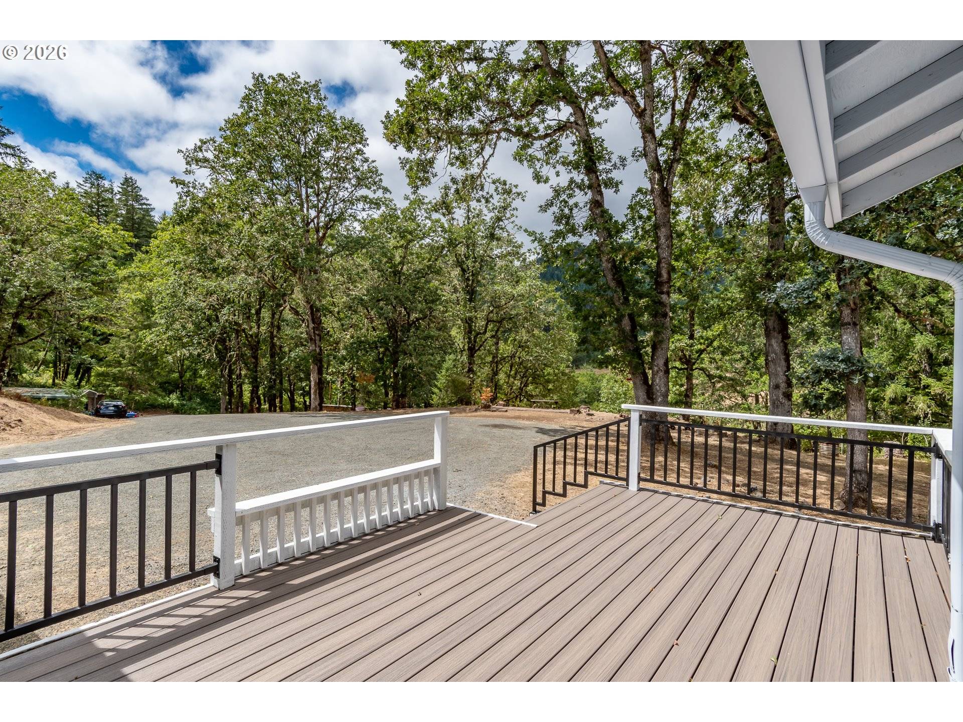 8824 GREEN VALLEY RD, Oakland, OR 97462