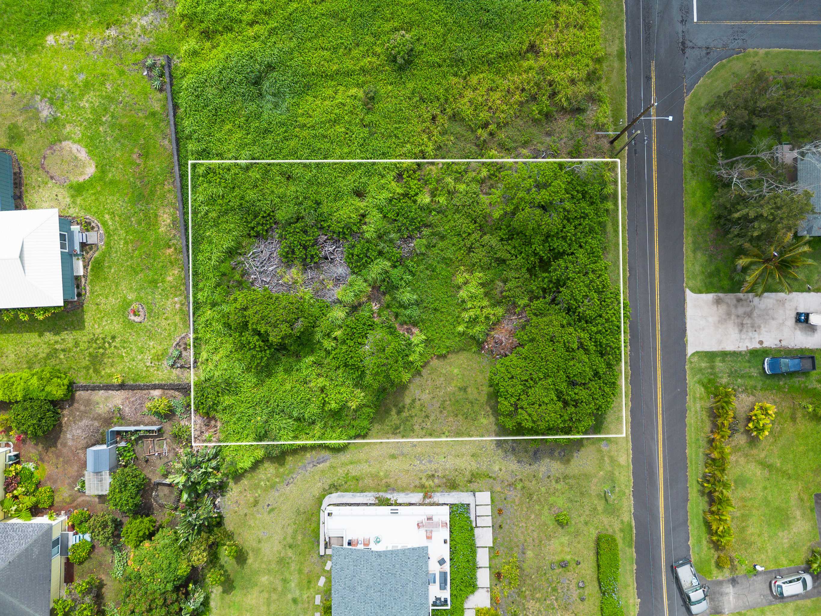 MAKALII ST, Naalehu, HI 96772