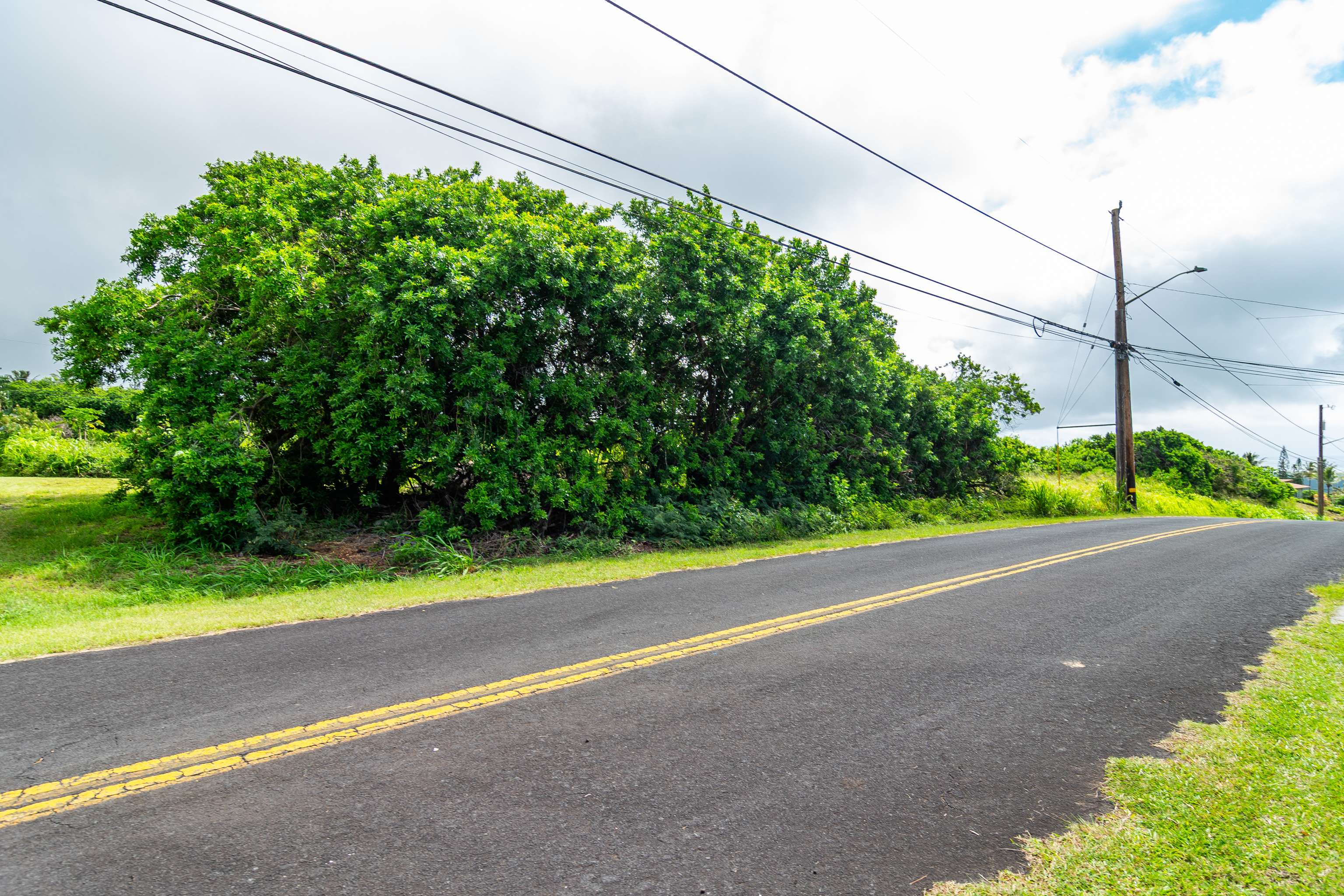 MAKALII ST, Naalehu, HI 96772