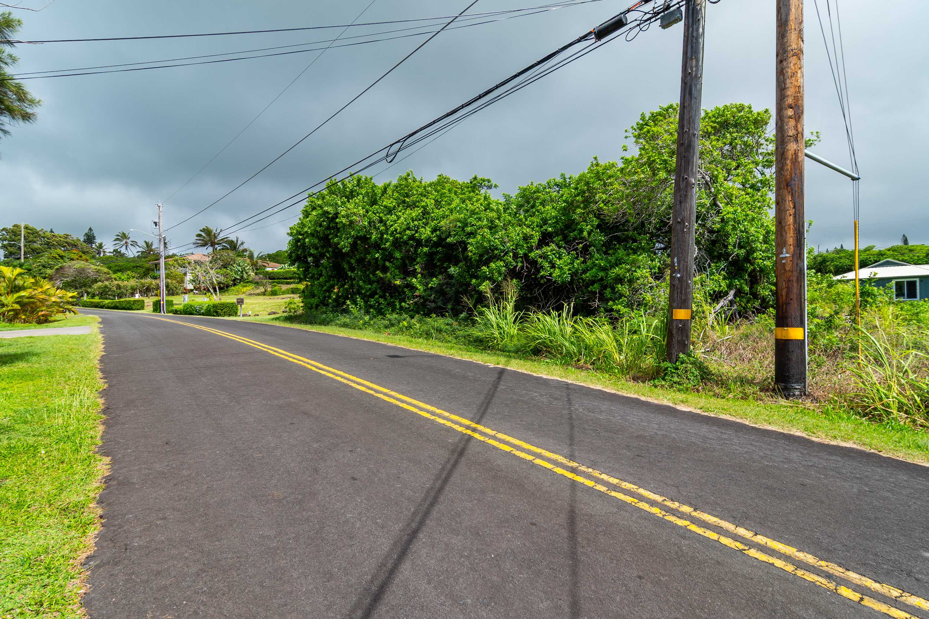 MAKALII ST, Naalehu, HI 96772