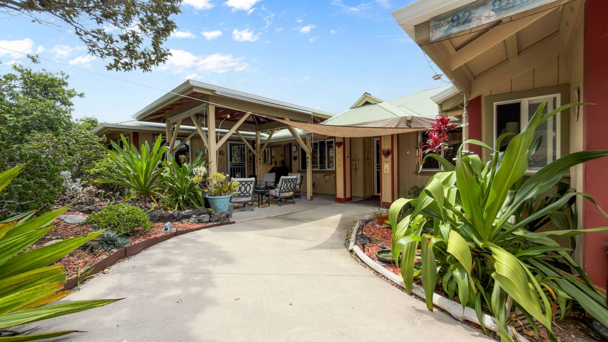 92-8462 TIKI LN, Ocean View, HI 96737
