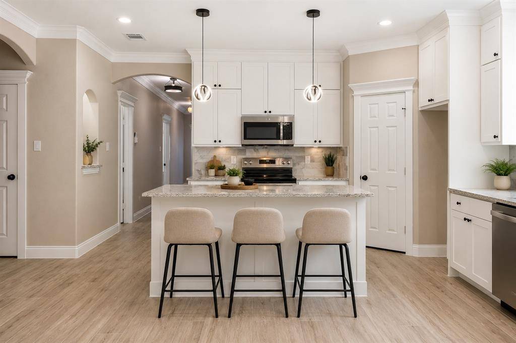 602 W Newton Street, Terrell, TX 75160