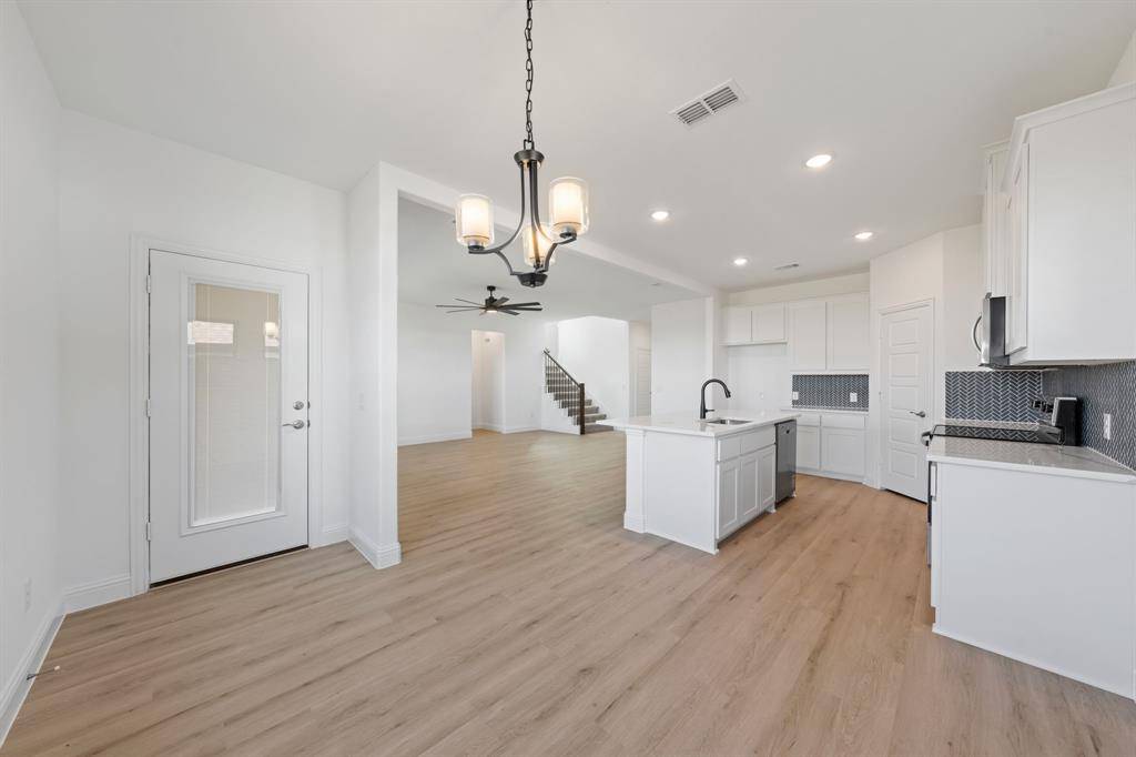 5000 Taylor Trail, Sanger, TX 76266