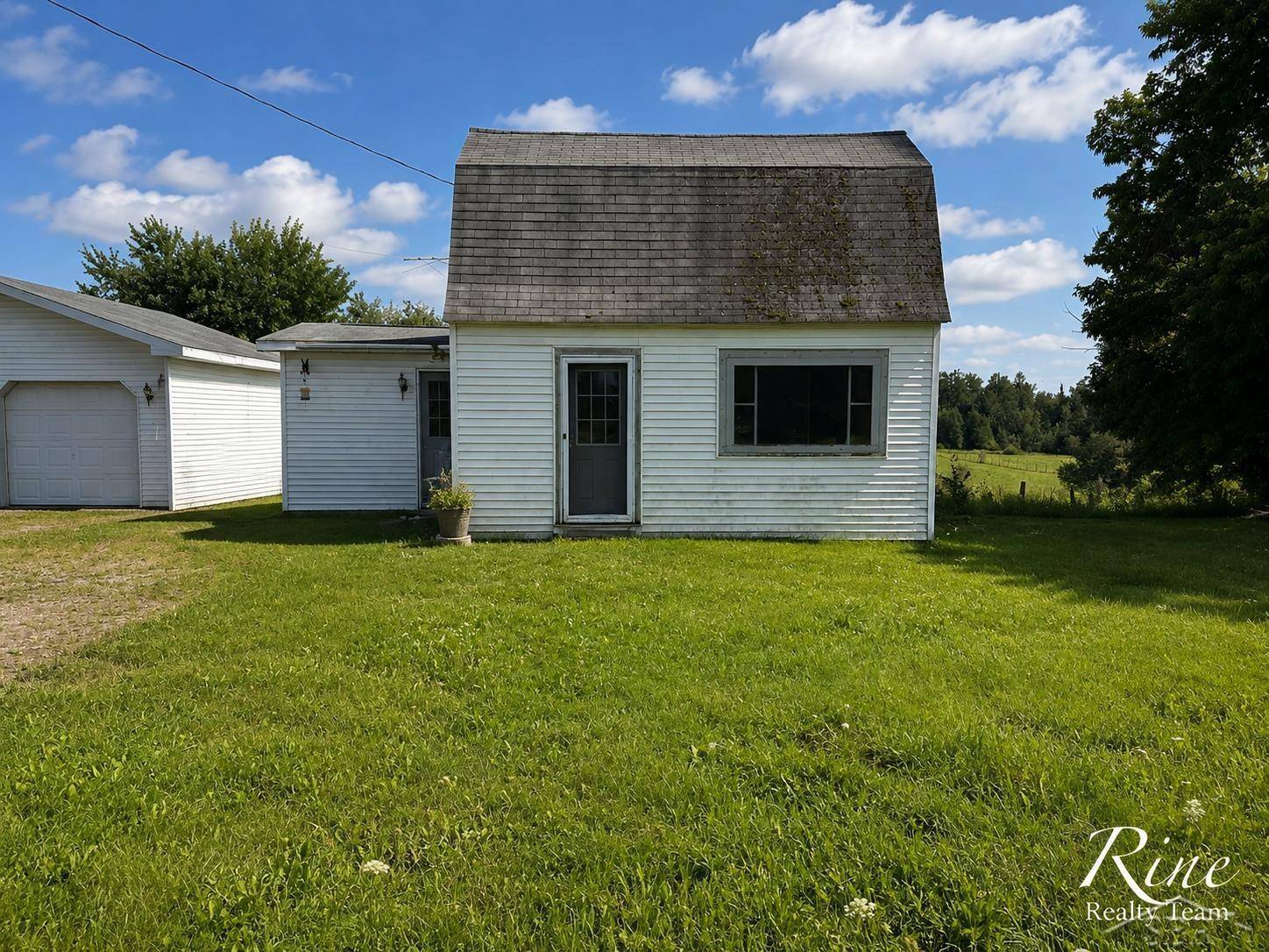 14857 M 32 W, Green Lake Twp, MI 49753