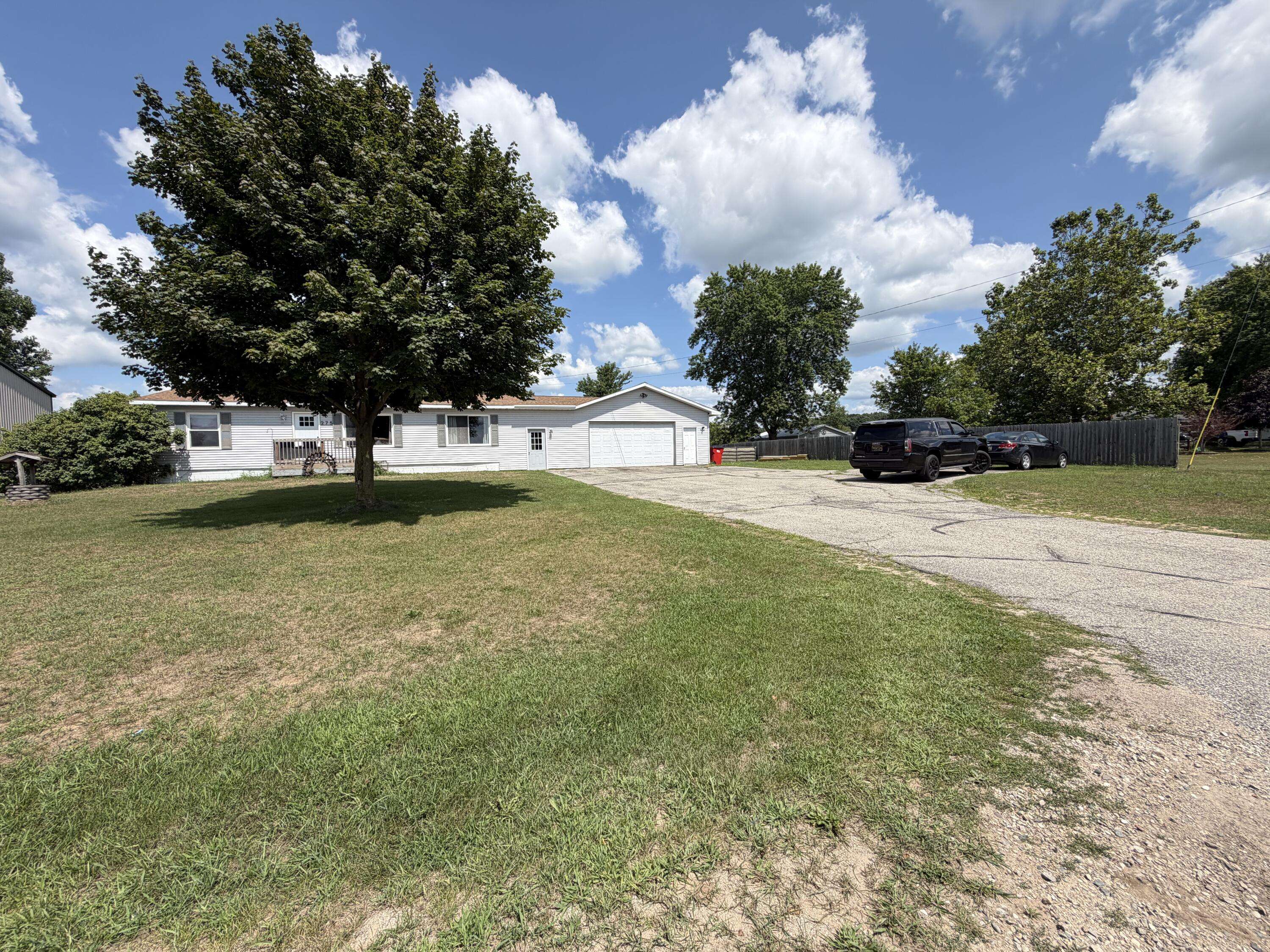 275 W 136th ST, Ashland Twp, MI 49327