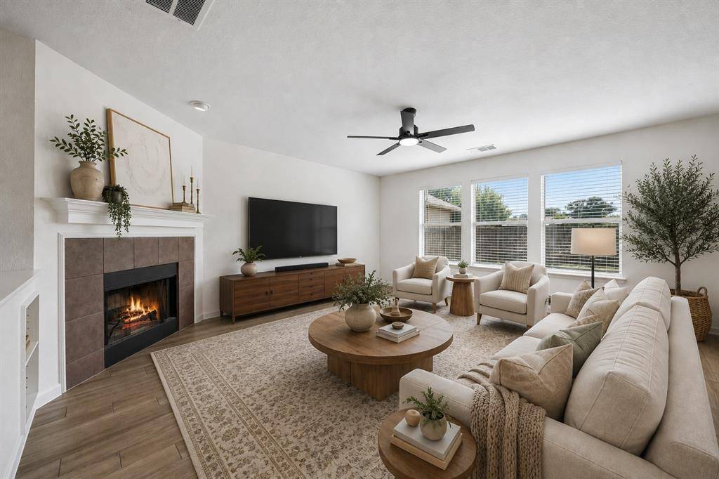 14053 Lost Spurs Road, Fort Worth, TX 76262