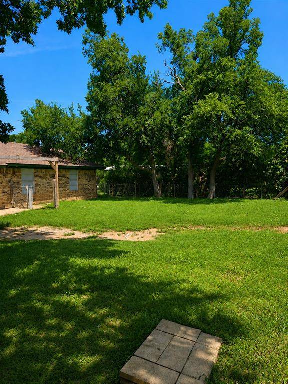 8018 County Road 564, Brownwood, TX 76801