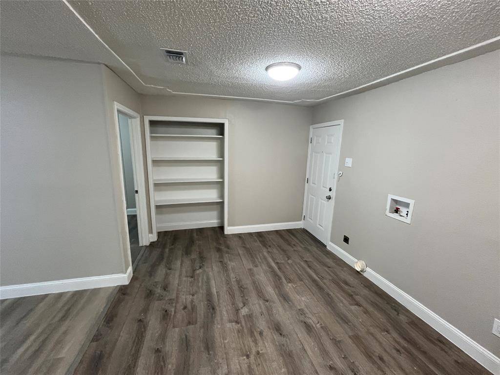 719 Fairwood Drive, Dallas, TX 75232