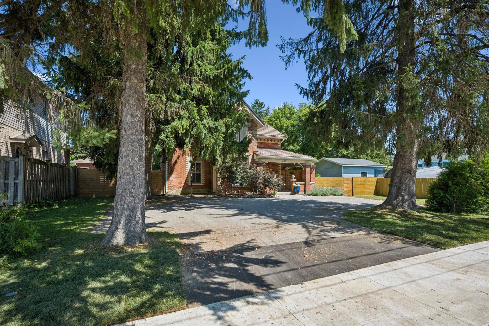 650 St David St, North RD, Centre Wellington, ON N1M 2K7