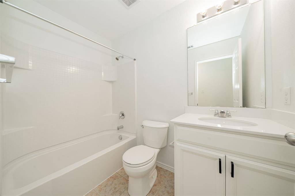122 Feverbush Drive, Fate, TX 75189