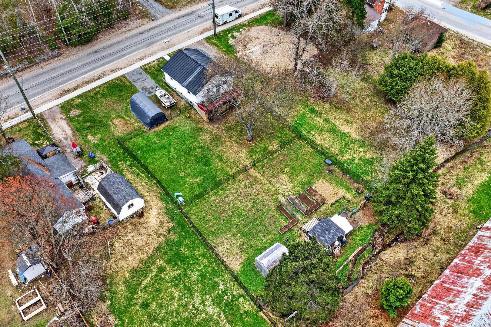 213 Yonge ST, Burk's Falls, ON P0A 1C0