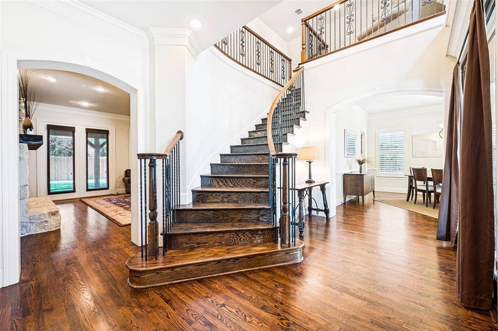 4106 Lively Lane, Dallas, TX 75220