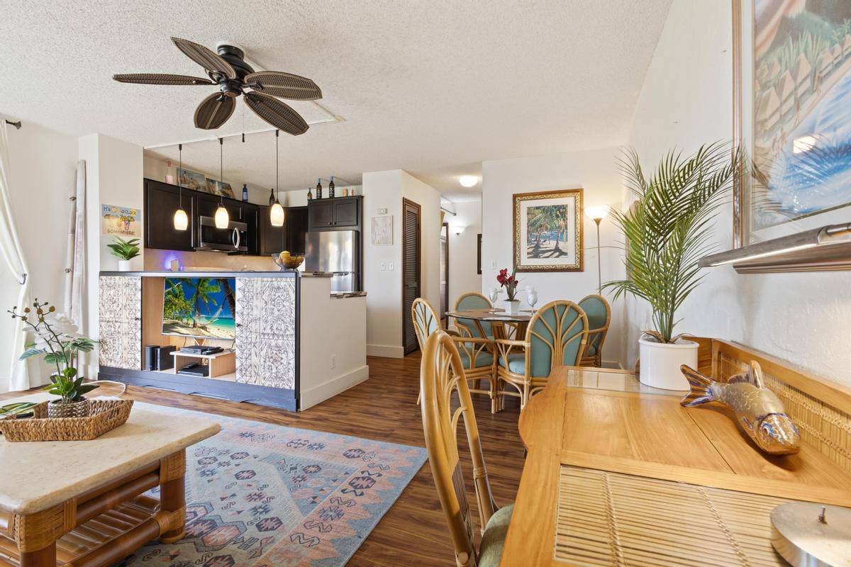 75-6016 ALII DR #302, Kailua Kona, HI 96740