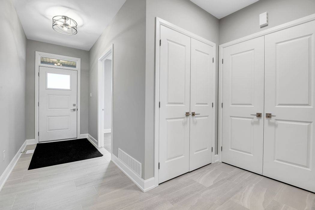 1173 Potter DR, Brockville, ON K6V 0G8