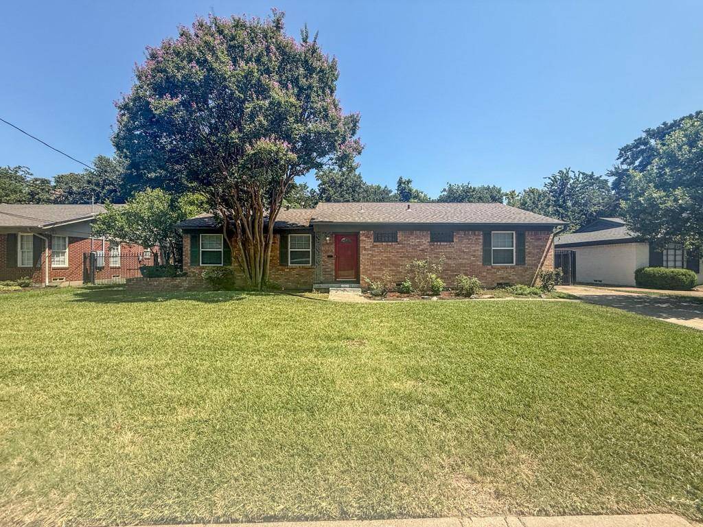 6461 Danbury Lane, Dallas, TX 75214