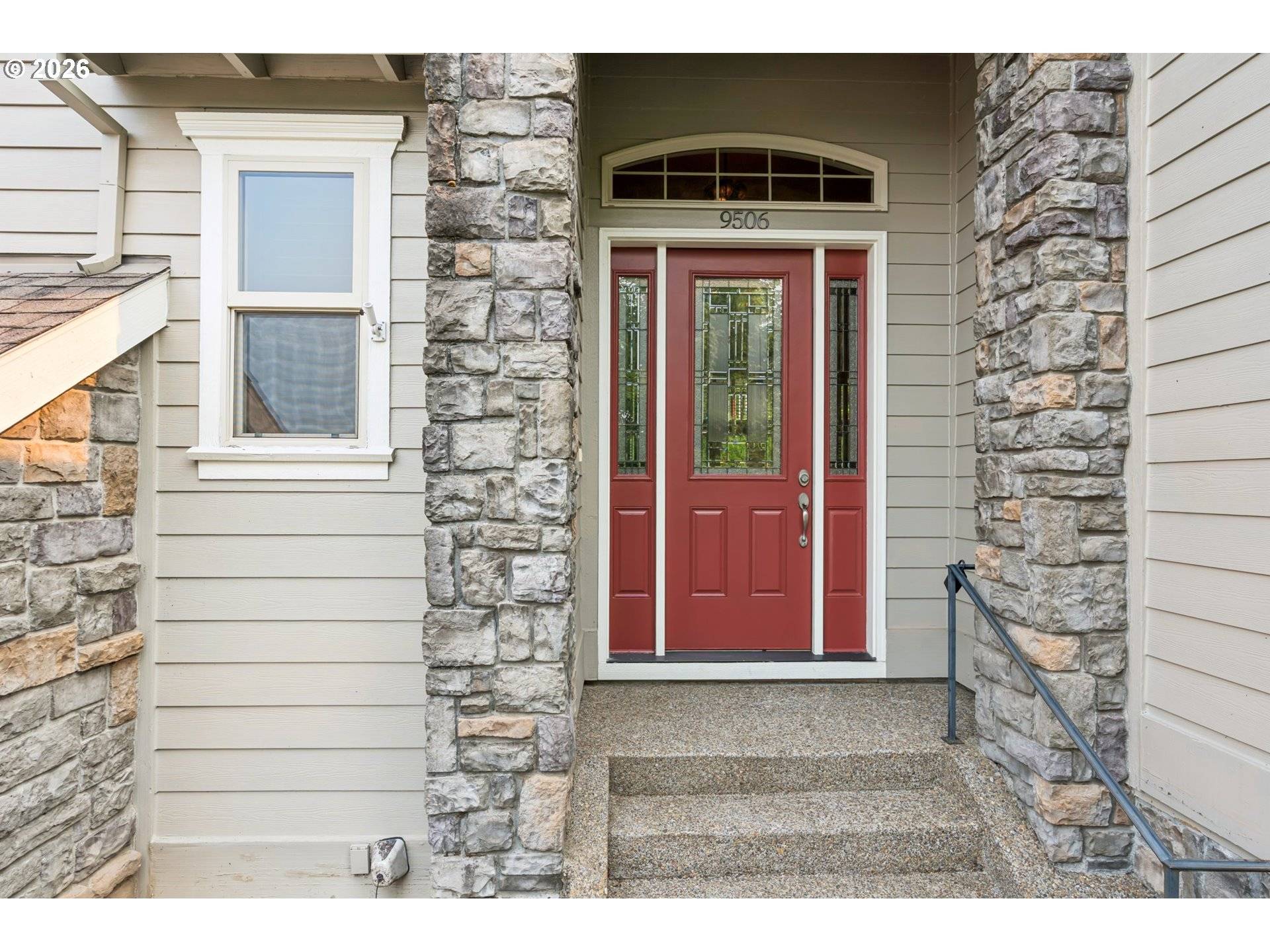 9506 SE HUNTERS BLUFF AVE, Happy Valley, OR 97086