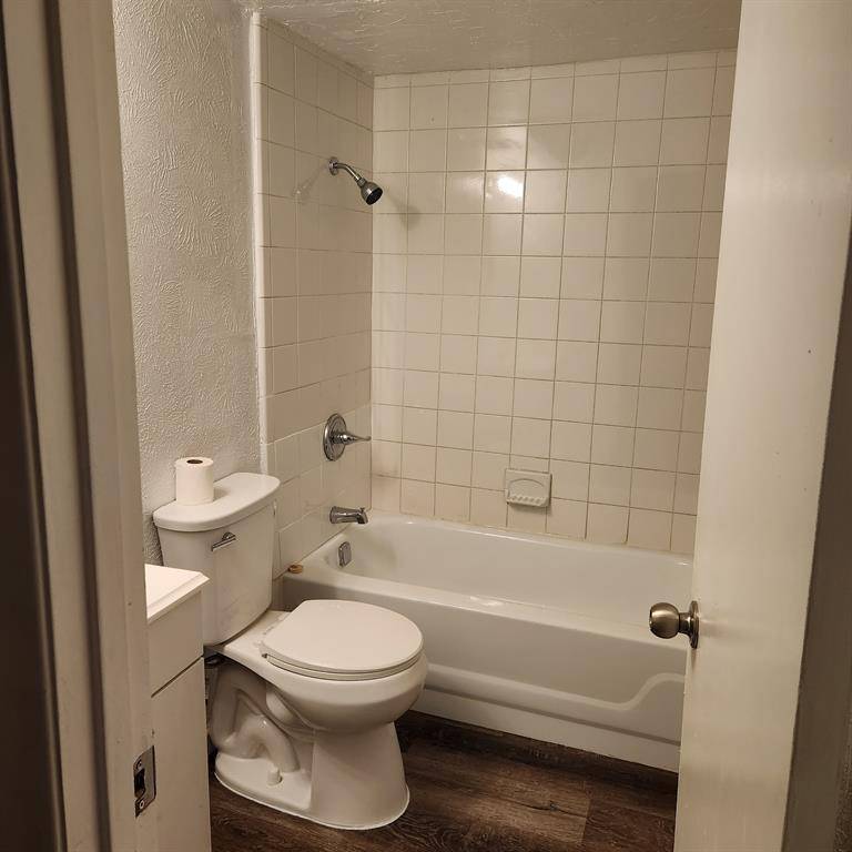 324 Valley Park Drive, Garland, TX 75043