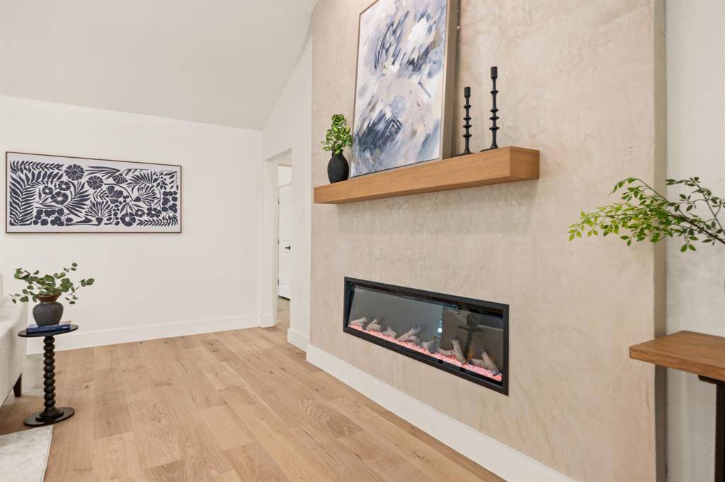 6728 Saint Anne Street, Dallas, TX 75248