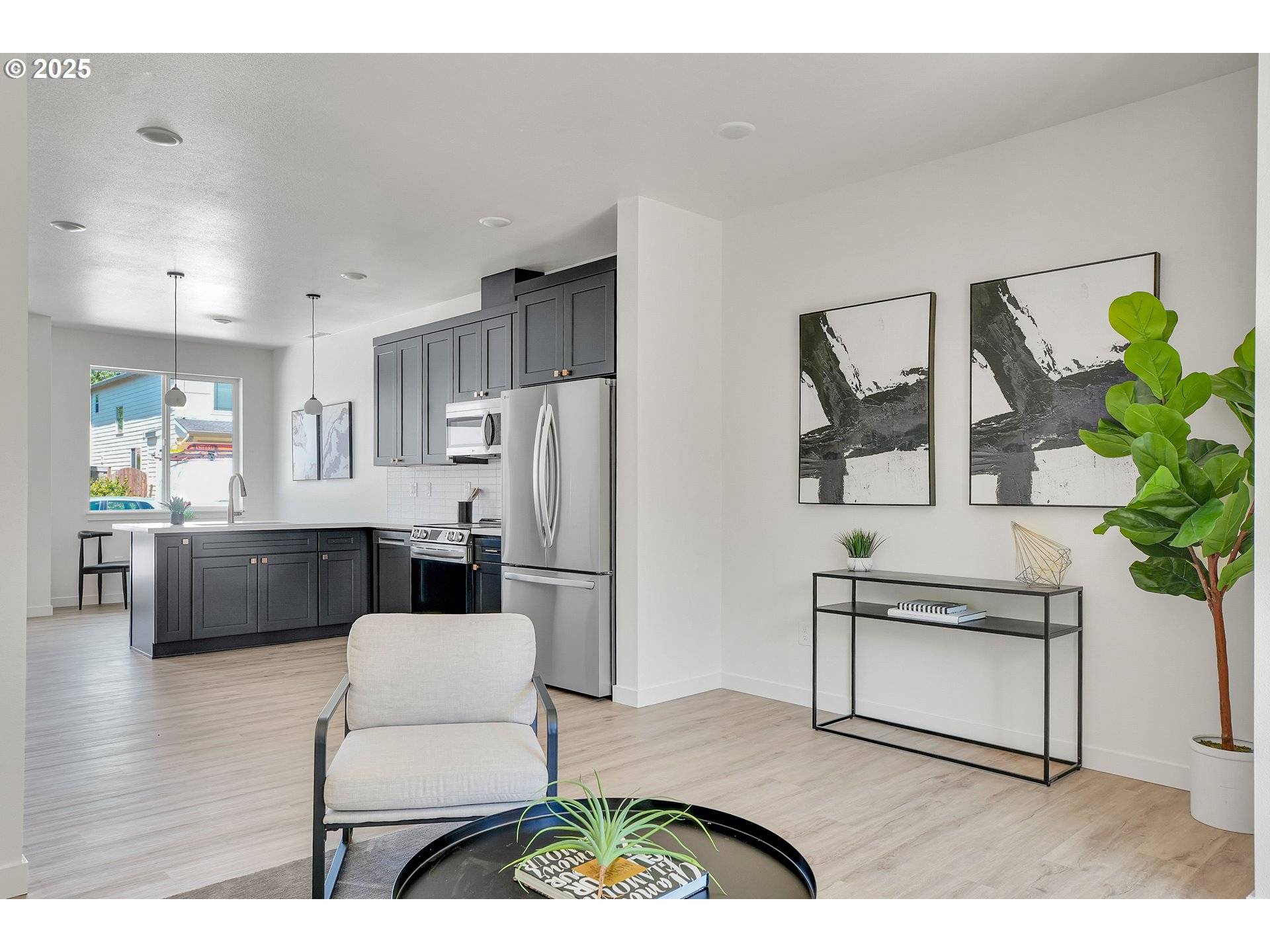 14882 NE Couch ST #14, Portland, OR 97230
