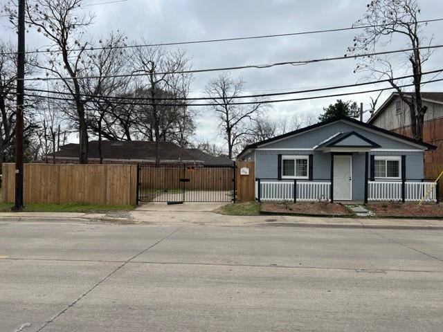 2516 Metropolitan Avenue, Dallas, TX 75215