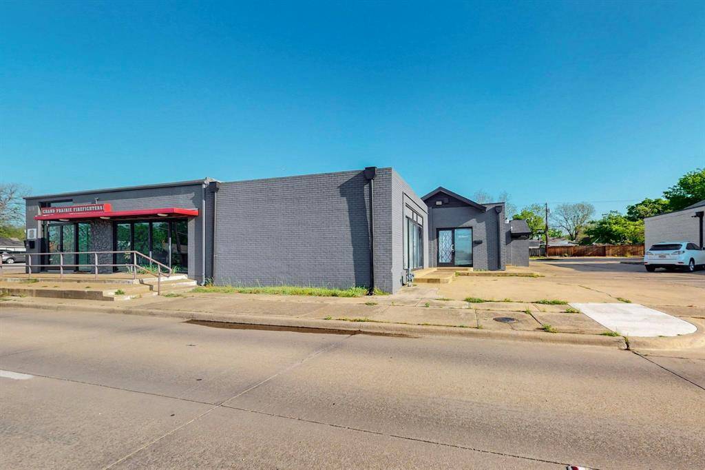 630 Dalworth Street, Grand Prairie, TX 75050
