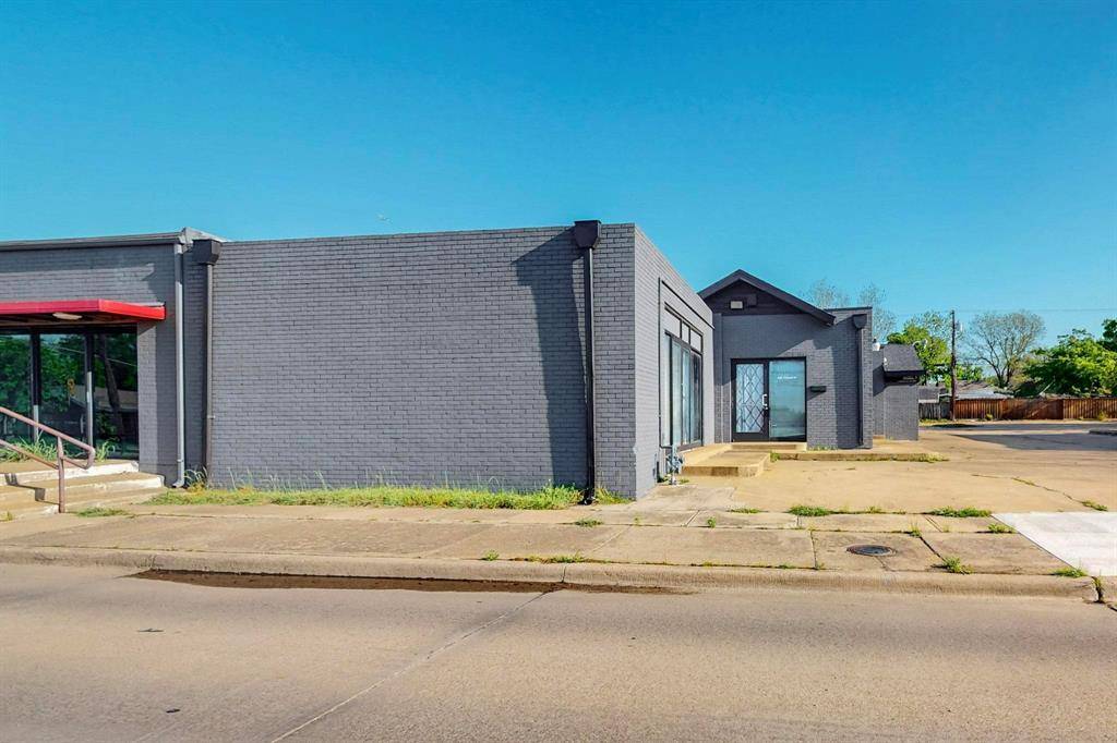 630 Dalworth Street, Grand Prairie, TX 75050