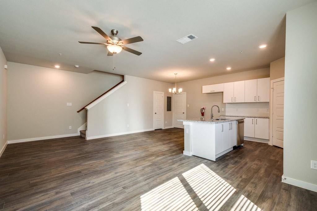 748 Fallow Drive, Venus, TX 76084