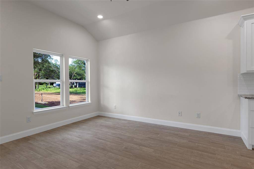 811 SW 28th Street, Mineral Wells, TX 76067